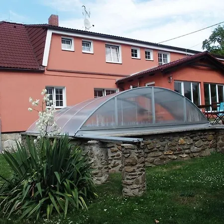 U Potoka Guest house *